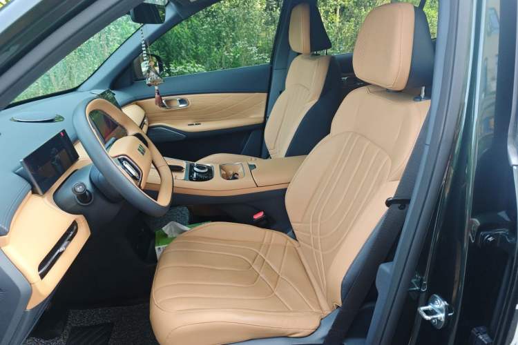 Used Geely Galaxy Xingjian 7 EM-i 2025 120km Navigator Edition Left Front Seat