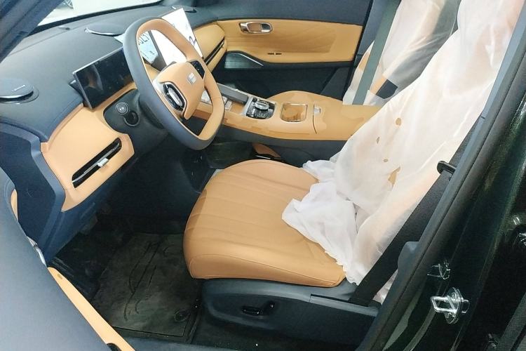 Used Geely Galaxy Xingjian 7 EM-i 2025 120km Launch+ Version Left Front Seat