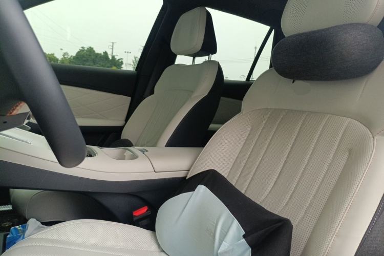 Used Geely Galaxy Xingjian 7 EM-i 2025 120km Exploration+ Version Left Front Seat