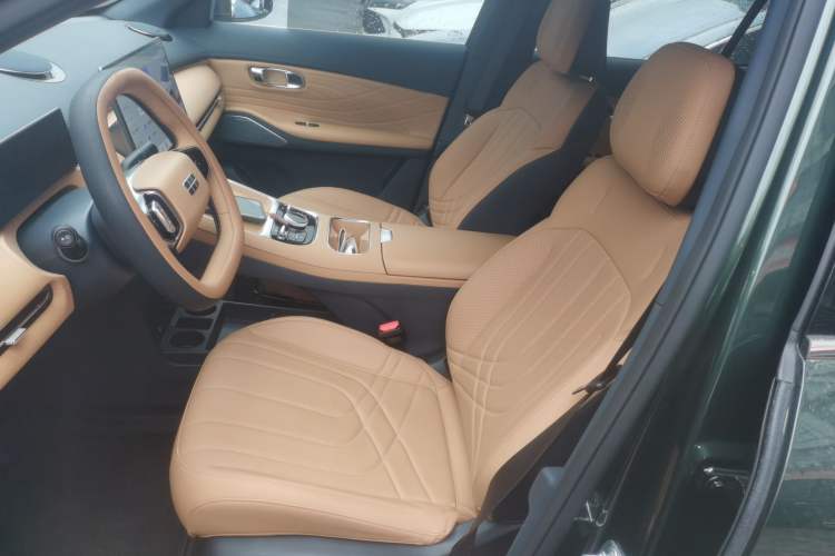 Used Geely Galaxy Xingjian 7 EM-i 2025 120km Launch+ Version Left Front Seat