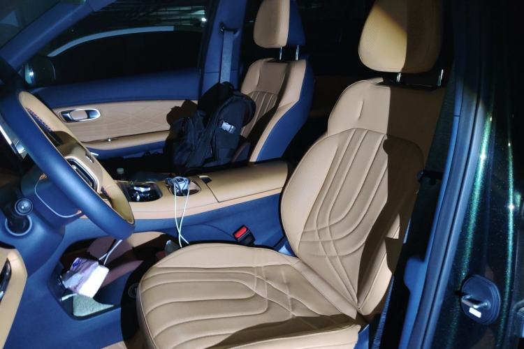 Used Geely Galaxy Xingjian 7 EM-i 2025 120km Exploration+ Version Left Front Seat