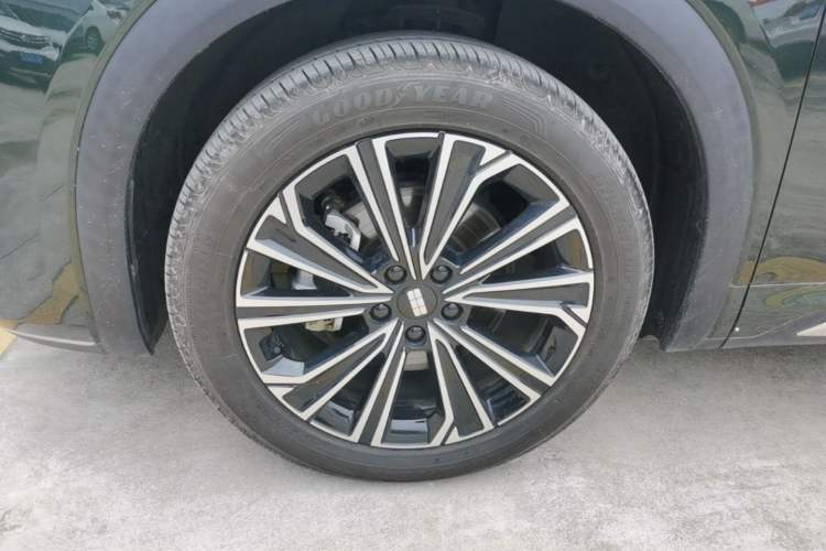 Used Geely Galaxy Xingjian 7 EM-i 2025 120km Navigator Edition Left Front Wheel Hub