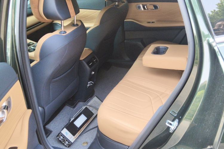 Used Geely Galaxy Xingjian 7 EM-i 2025 120km Exploration+ Version Left Rear Seat
