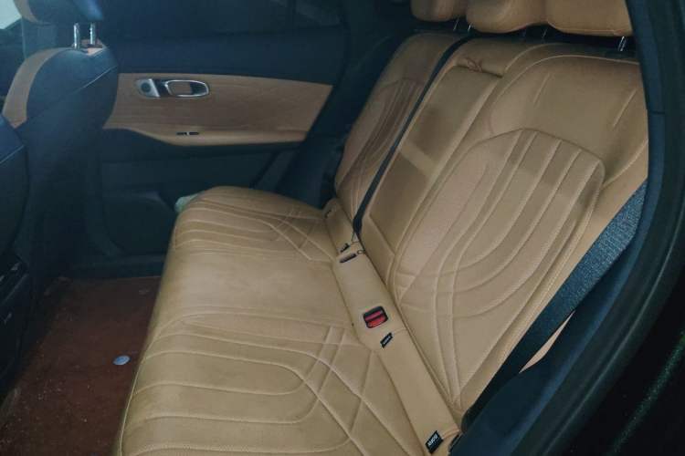 Used Geely Galaxy Xingjian 7 EM-i 2025 120km Exploration+ Version Left Rear Seat
