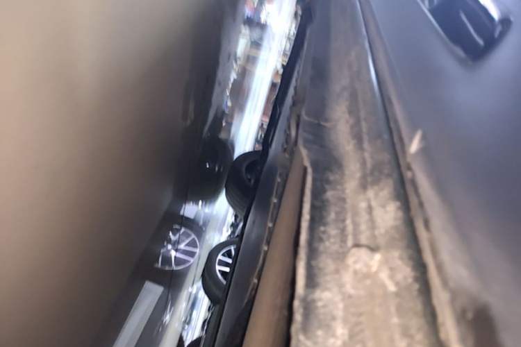 Used Geely Galaxy Xingjian 7 EM-i 2025 120km Exploration+ Version Left Side Sill