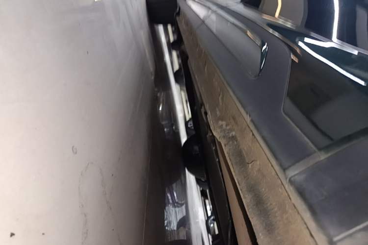 Used Geely Galaxy Xingjian 7 EM-i 2025 120km Navigator Edition Left Side Sill