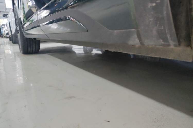 Used Geely Galaxy Xingjian 7 EM-i 2025 120km Navigator Edition Left Side Sill