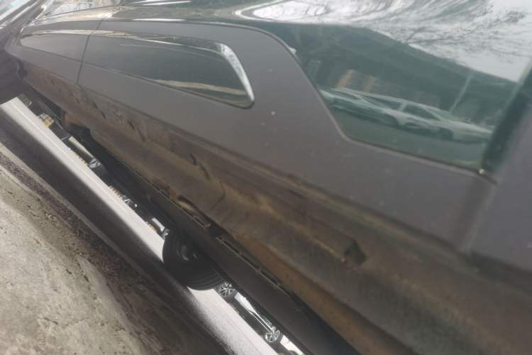 Used Geely Galaxy Xingjian 7 EM-i 2025 120km Launch+ Version Left Side Sill