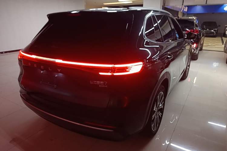 Used Geely Galaxy Xingjian 7 EM-i 2025 120km Navigator Edition Rear Right 45 Deg