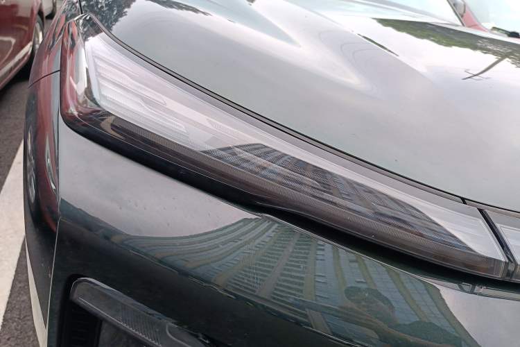 Used Geely Galaxy Xingjian 7 EM-i 2025 120km Navigator Edition Right Front Headlight