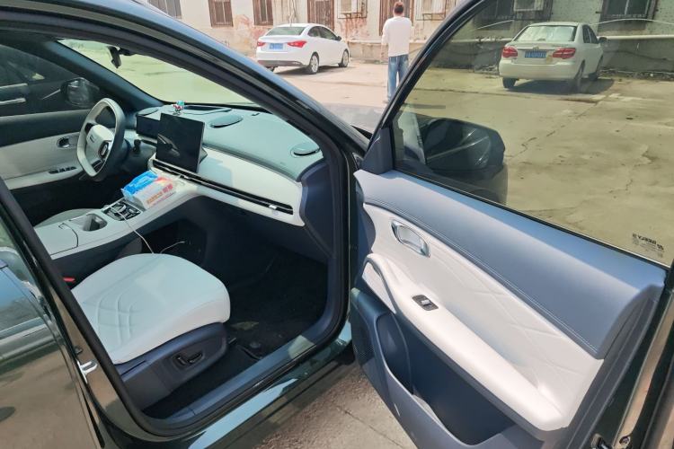 Used Geely Galaxy Xingjian 7 EM-i 2025 120km Navigator Edition Right Front Seat