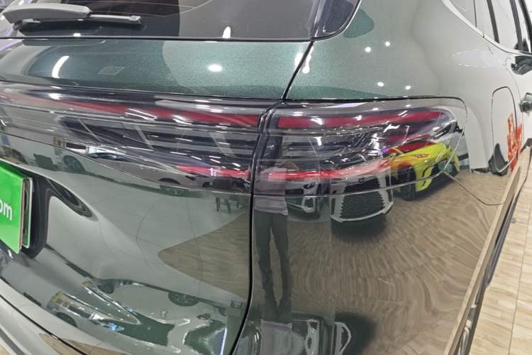 Used Geely Galaxy Xingjian 7 EM-i 2025 120km Exploration+ Version Right Rear Taillight