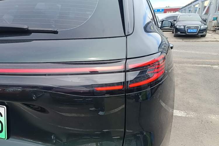 Used Geely Galaxy Xingjian 7 EM-i 2025 120km Exploration+ Version Right Rear Taillight