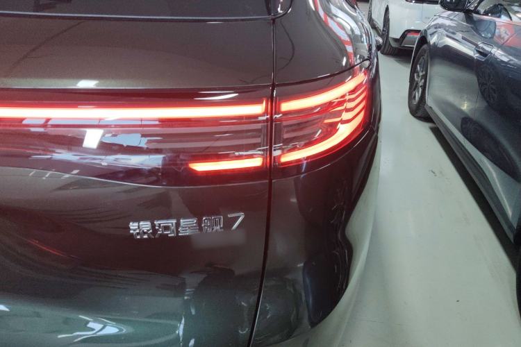 Used Geely Galaxy Xingjian 7 EM-i 2025 120km Navigator Edition Right Rear Taillight