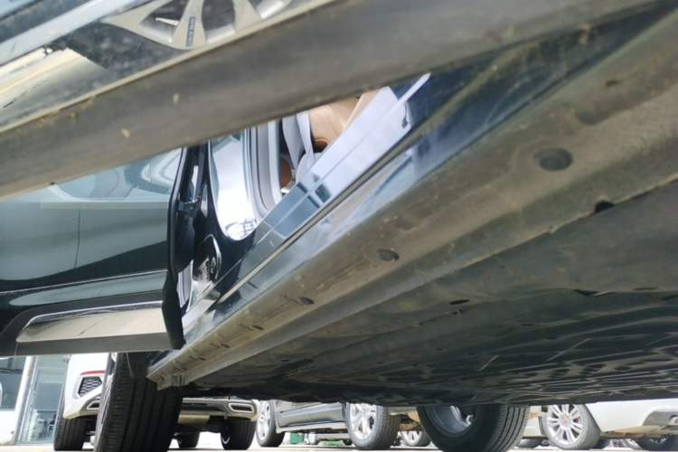Used Geely Galaxy Xingjian 7 EM-i 2025 120km Navigator Edition Right Side Sill