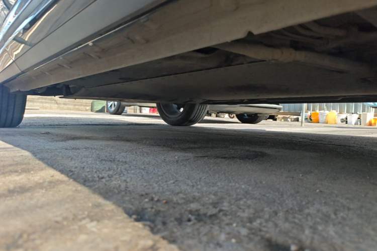 Used Geely Galaxy Xingjian 7 EM-i 2025 120km Navigator Edition Right Side Sill