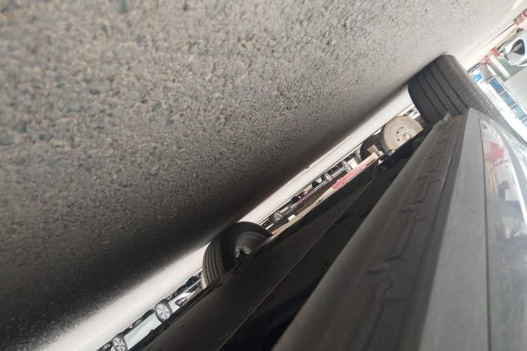 Used Geely Galaxy Xingjian 7 EM-i 2025 120km Navigator Edition Right Side Sill
