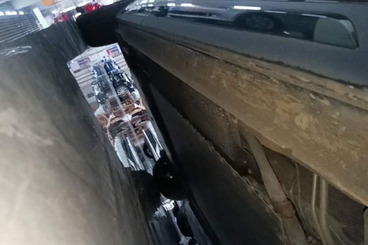 Used Geely Galaxy Xingjian 7 EM-i 2025 120km Exploration+ Version Right Side Sill