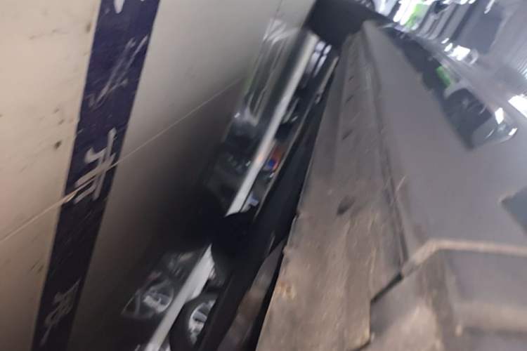 Used Geely Galaxy Xingjian 7 EM-i 2025 120km Exploration+ Version Right Side Sill