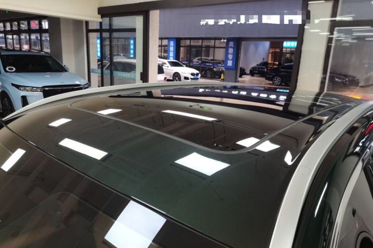 Used Geely Galaxy Xingjian 7 EM-i 2025 120km Launch+ Version Roof