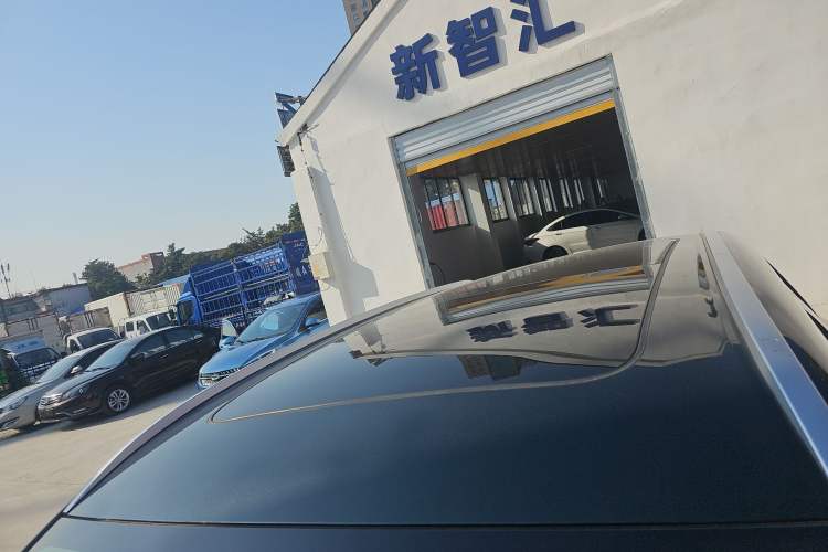 Used Geely Galaxy Xingjian 7 EM-i 2025 120km Launch+ Version Roof
