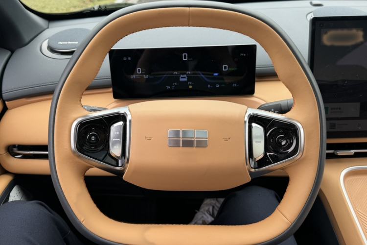 Used Geely Galaxy Xingjian 7 EM-i 2025 120km Launch+ Version Steering Wheel