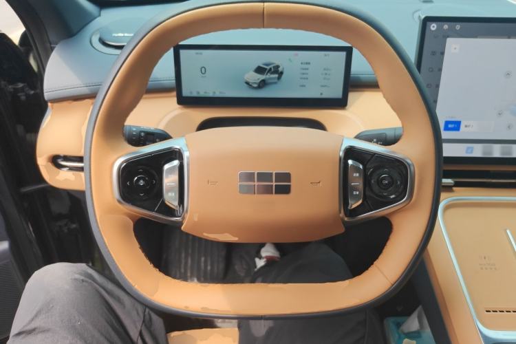 Used Geely Galaxy Xingjian 7 EM-i 2025 120km Navigator Edition Steering Wheel