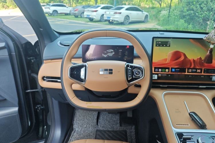 Used Geely Galaxy Xingjian 7 EM-i 2025 120km Navigator Edition Steering Wheel