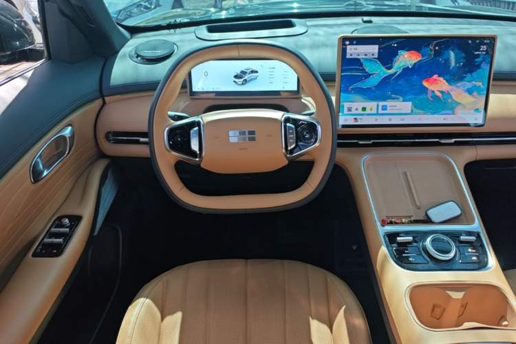 Used Geely Galaxy Xingjian 7 EM-i 2025 120km Navigator Edition Steering Wheel