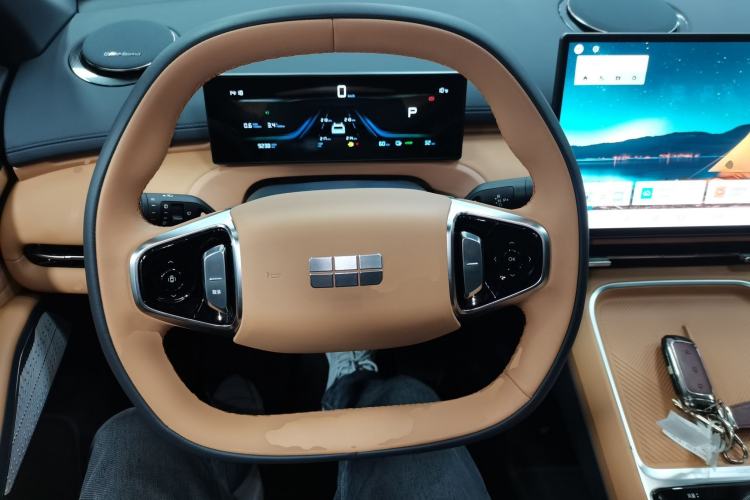 Used Geely Galaxy Xingjian 7 EM-i 2025 120km Launch+ Version Steering Wheel