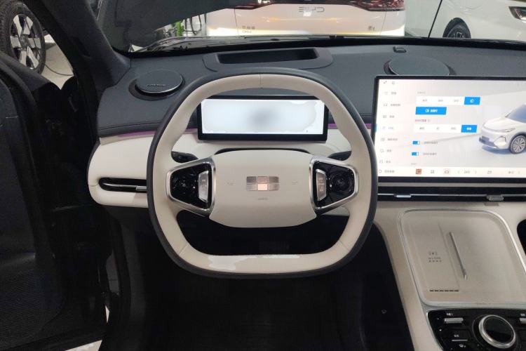 Used Geely Galaxy Xingjian 7 EM-i 2025 120km Navigator Edition Steering Wheel