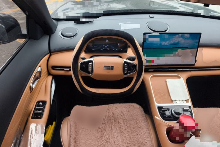 Used Geely Galaxy Xingjian 7 EM-i 2025 120km Launch+ Version Steering Wheel