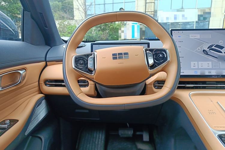 Used Geely Galaxy Xingjian 7 EM-i 2025 120km Navigator Edition Steering Wheel