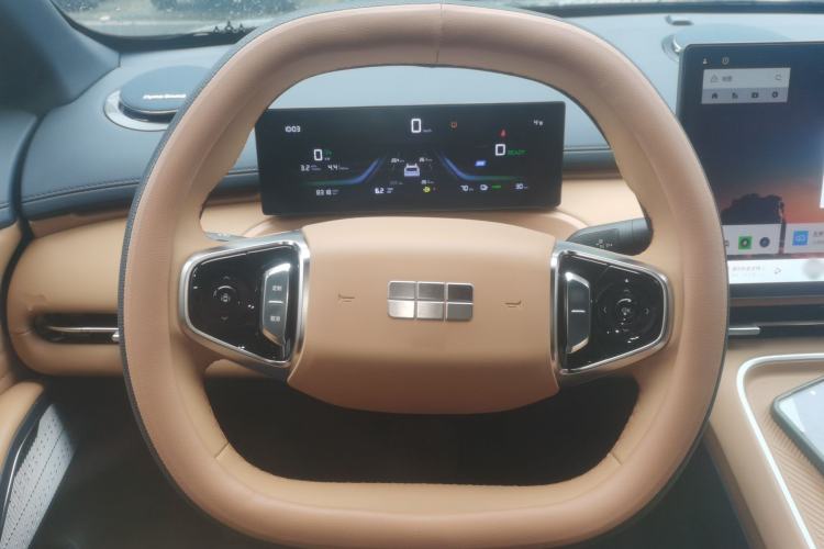 Used Geely Galaxy Xingjian 7 EM-i 2025 120km Launch+ Version Steering Wheel