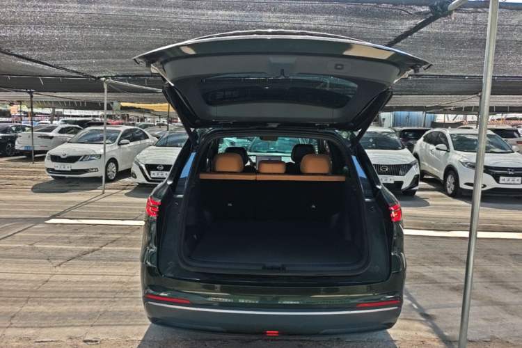 Used Geely Galaxy Xingjian 7 EM-i 2025 120km Navigator Edition Trunk