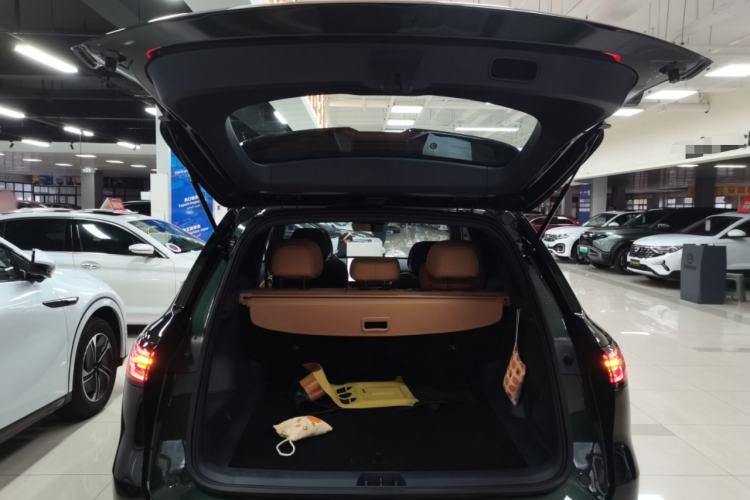 Used Geely Galaxy Xingjian 7 EM-i 2025 120km Launch+ Version Trunk