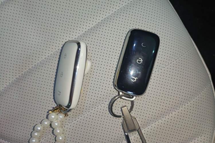 Used Geely Galaxy Xingjian 7 EM-i 2025 120km Navigator Edition Vehicle Key