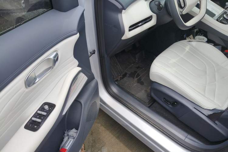 Used Geely Galaxy Xingjian 7 EM-i 2025 120km Exploration+ Version Driver Seat