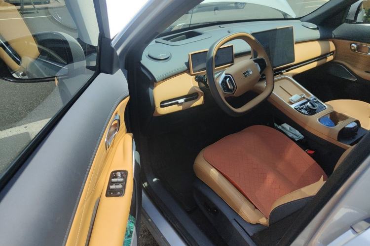 Used Geely Galaxy Xingjian 7 EM-i 2025 120km Exploration+ Version Driver Seat