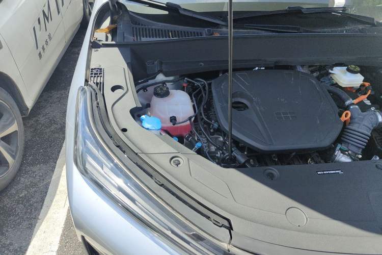 Used Geely Galaxy Xingjian 7 EM-i 2025 120km Exploration+ Version Engine Bay Right