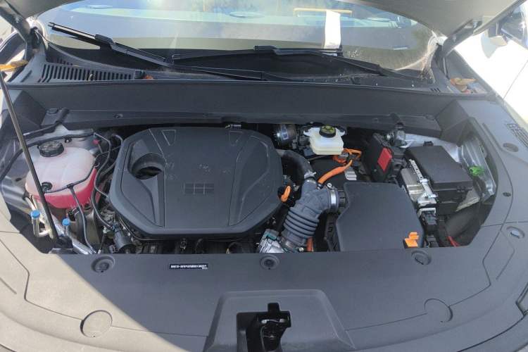 Used Geely Galaxy Xingjian 7 EM-i 2025 120km Exploration+ Version Engine Bay