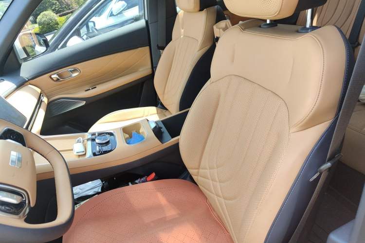 Used Geely Galaxy Xingjian 7 EM-i 2025 120km Exploration+ Version Left Front Seat