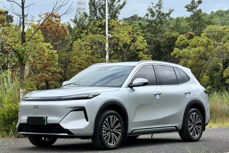Geely Galaxy Xingjian 7 EM-i 2025 120km Navigator Edition
