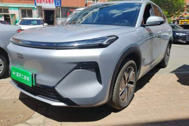 Used Geely Galaxy Xingjian 7 EM-i 2025 120km Launch+ Version