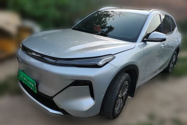 Used Geely Galaxy Xingjian 7 EM-i 2025 120km Launch+ Version