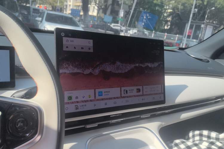 Used Geely Galaxy Xingjian 7 EM-i 2025 120km Navigator Edition Audio And AC Panel
