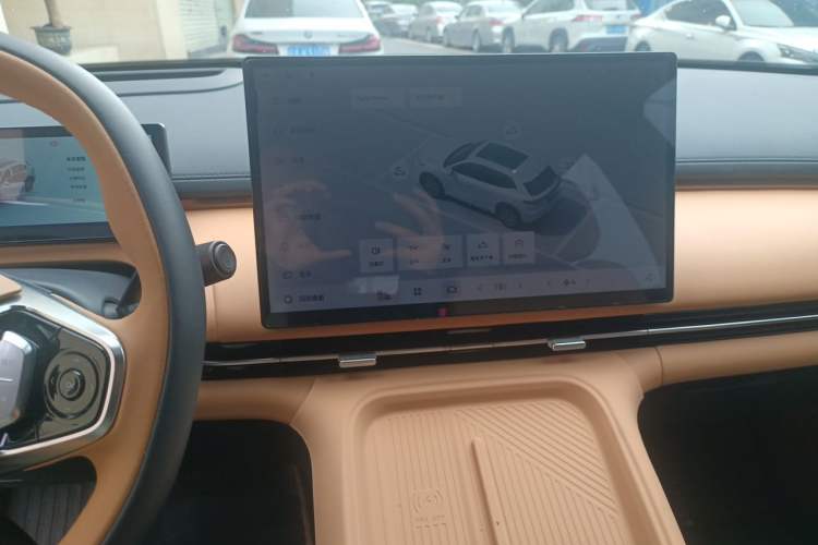 Used Geely Galaxy Xingjian 7 EM-i 2025 120km Exploration+ Version Audio And AC Panel