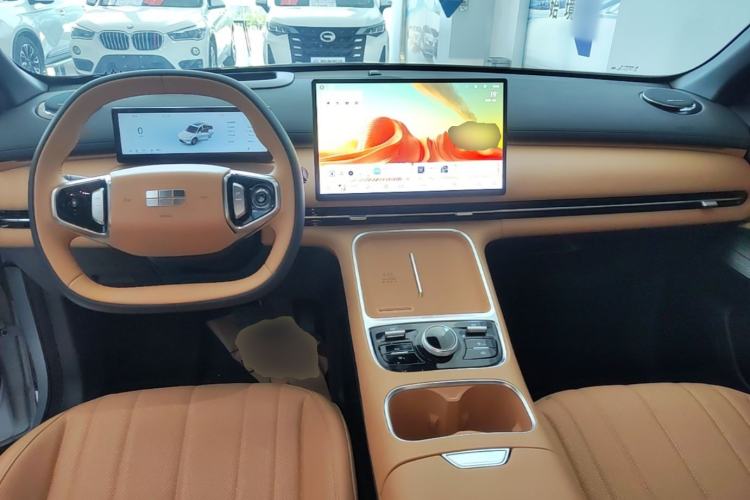Used Geely Galaxy Xingjian 7 EM-i 2025 120km Exploration+ Version Center Console