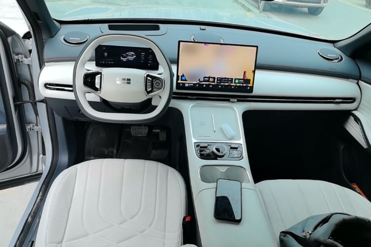 Used Geely Galaxy Xingjian 7 EM-i 2025 120km Exploration+ Version Center Console
