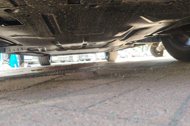 Used Geely Galaxy Xingjian 7 EM-i 2025 120km Launch+ Version Chassis Front